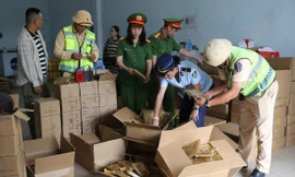 Phát hiện gần 4.200 chiếc bánh trung thu không rõ nguồn gốc xuất xứ