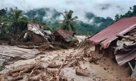 24 xã ở Nghệ An vẫn bị cô lập do mưa lũ