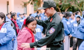 Tuổi trẻ Trung đoàn CSCĐ Bắc Trung Bộ ‘sưởi ấm mùa Đông’ ở vùng cao xứ Nghệ
