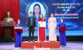 Nghệ An tuyên dương ‘Học sinh 3 Tốt’ và giáo viên trẻ tiêu biểu năm 2025