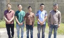 Chủ gara ô tô cùng nhân viên trộm xe đầu kéo mang đi bán