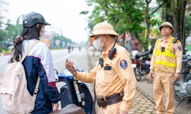 Chưa đầy 1 tháng, CSGT xử lý hơn 4.300 học sinh vi phạm