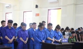 Tuyên án 33 bị cáo lừa đảo bằng kịch bản “việc nhẹ, lương cao”