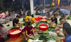 Tấm lòng của người dân vùng lũ xứ Nghệ hướng về miền Bắc 