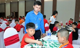 Hơn 560 kỳ thủ nhí tranh tài Giải Cờ vua Thiếu niên nhi đồng Nghệ An