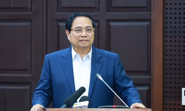 Thủ tướng Phạm Minh Chính làm việc với Ban Thường vụ Thành ủy Đà Nẵng