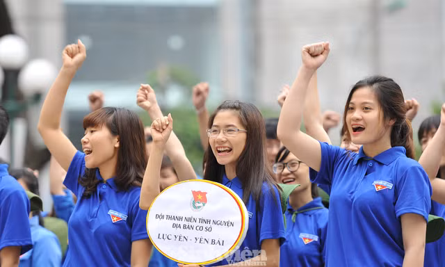 Tuổi trẻ cả nước sôi nổi Kỷ niệm 95 năm thành lập Đoàn