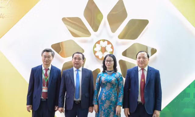 Nông nghiệp hướng tới mô hình tăng trưởng mới nhờ gắn kết nghiên cứu – công nghệ – đào tạo