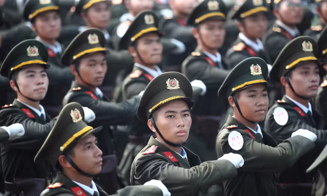 Hai học viên tham gia diễu binh A80: Cao 1m85 vừa đẹp trai vừa đa tài, ‘con nhà nòi’ giành loạt thành tích khủng