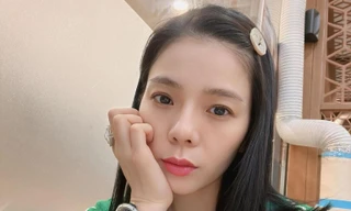 Tranh cãi Lệ Quyên văng tục, đốp chát với khán giả