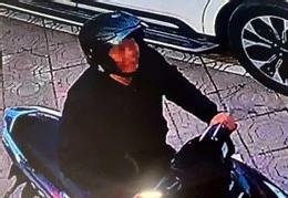 Cụ bà ở Hà Nội bị kẻ lừa đảo hack điện thoại, đến tận nhà lấy tiền mặt