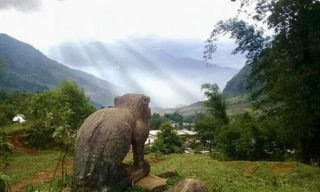 Xác minh việc tượng hổ đá ở Y Tý, Lào Cai bỗng nhiên mất tích