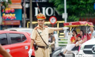 Công an TP Hà Nội thay đổi thời gian, hướng đi phương tiện phục vụ tổng hợp luyện lần 2