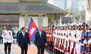Lễ đón trọng thể Tổng Bí thư Tô Lâm thăm cấp Nhà nước tới Vương quốc Campuchia