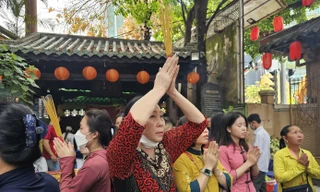 Xuất hành đầu năm 2026: Chọn ngày, giờ và hướng nào để đón tài lộc?