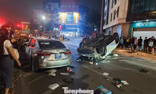 Hà Nội: Khởi tố tài xế Lexus gây tai nạn liên hoàn trên đường Trung Kính
