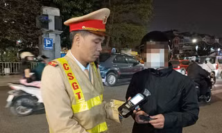 Hà Nội: Sau tiệc tất niên, nhiều tài xế vi phạm nồng độ cồn 'kịch khung'