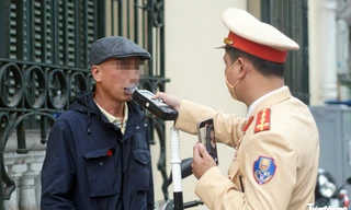 Nhiều tài xế vi phạm nồng độ cồn ngày mùng 1 Tết 