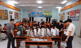 Cảnh sát tập kích bản doanh đường dây lừa đảo tại Campuchia và các 'chi nhánh' tại Việt Nam