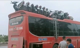 Xe khách 23 chỗ ‘nhồi’ 48 người, chủ xe và tài xế bị phạt gần 190 triệu đồng