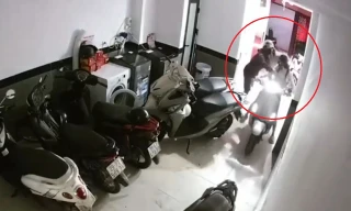 Công an Hà Nội bắt đối tượng sàm sỡ phụ nữ, cướp giật tài sản trong đêm