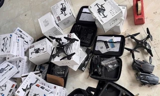 Thu giữ hơn 100 thiết bị bay trái phép ở Hà Nội