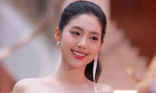 Á hậu Châu Anh: 'Tôi dám bước ra khỏi vùng an toàn'