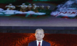 Tổng Bí thư dự Chương trình kỷ niệm 85 năm ngày Bác Hồ về nước