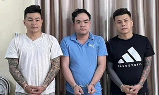 Giám đốc chi nhánh ngân hàng bị 'trùm' tín dụng đen gí súng uy hiếp