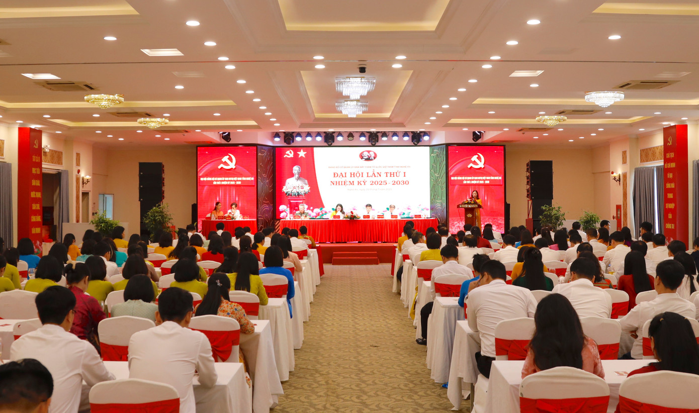 Toàn cảnh Đại hội. 16.jpg