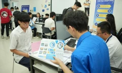 Thí sinh nhập học năm 2025. Ảnh NGHIÊM HUÊ