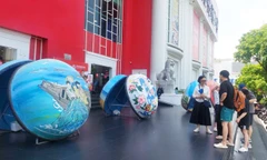 Thúng chai lên phố 