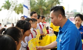 Sôi nổi ngày hội Thiếu nhi Việt Nam - Học tập sáng tạo