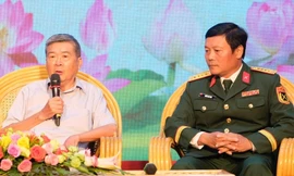 50 năm trung hiếu bên Người