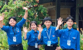 Cùng nhau ‘gánh điện băng đồi’ 