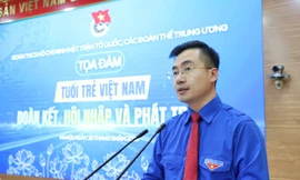 Giúp thanh niên 'định vị' bản thân khi bước ra thế giới