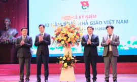 Bí thư thứ nhất Trung ương Đoàn chúc mừng Học viện Thanh thiếu niên Việt Nam nhân ngày 20/11