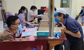 Xin nghỉ hưu trước tuổi, bất ngờ được bổ nhiệm chức mới