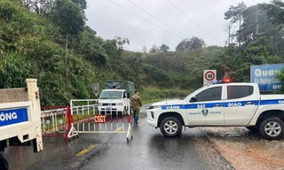 Sạt lở đèo Ngoạn Mục nối Khánh Hòa - Lâm Đồng, cấm các phương tiện lưu thông