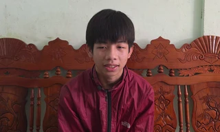 Khen thưởng nam sinh cứu phi công nhảy dù sau sự cố máy bay rơi ở Đắk Lắk