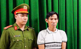 Bắt 2 bị can liên quan trực tiếp vụ thiếu tá công an hy sinh khi truy bắt 'cát tặc'