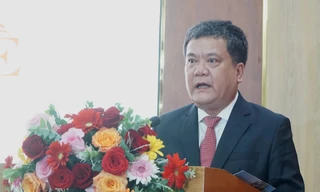 Ông Trần Phong được bầu làm Chủ tịch UBND tỉnh Khánh Hòa