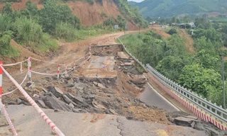 Đèo Khánh Lê còn 5 điểm sạt lở, chưa rõ ngày thông xe