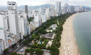 Dự án công viên trăm tỷ 'đắp chiếu' trên bờ biển Nha Trang