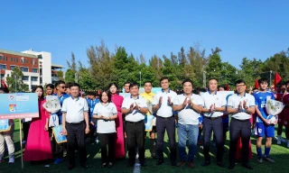 Bí thư thứ nhất T.Ư Đoàn dự lễ khai mạc giải bóng đá Thanh Niên sinh viên quốc tế