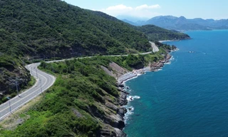 Đèo Lương Sơn ven biển siêu đẹp ở Nha Trang