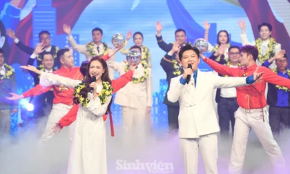 Âm nhạc lan tỏa khát vọng tuổi trẻ tại Lễ trao Giải thưởng ‘Gương mặt trẻ Việt Nam tiêu biểu’ 2025