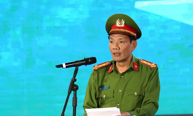 Cán bộ Đoàn Cảnh sát Cơ động phải bám sát thao trường, lăn lộn cùng chiến sĩ 