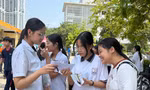 Bức tranh tuyển sinh lớp 10 Hà Nội: Nhiều trường tăng mạnh điểm chuẩn, cao nhất gần 6 điểm
