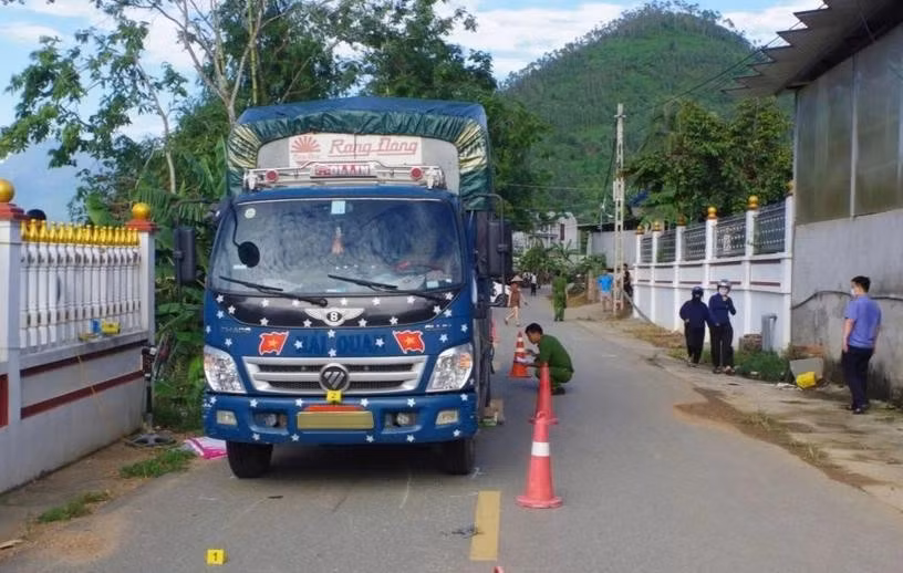 cong-an-tinh-phu-tho-dung-lai-hien-truong-edited-1787797086396-5460.jpg